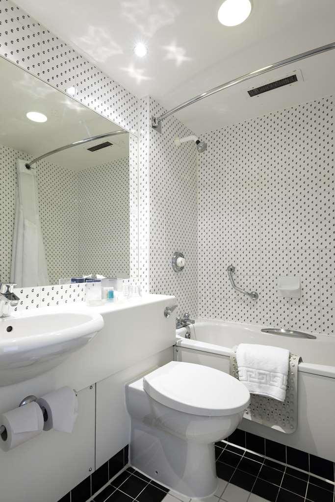 Hotel Western London Heathrow Ariel *
